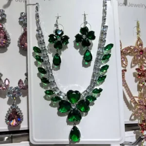 Green Crystal Fashion Necklace Earring Set Tarnish No Fade Costume Jewelry