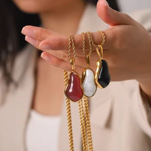 H&C Dainty Baroque Resin Pearl Pendant 18K Gold Plated Stainless Steel Twisted Rope Chain Necklace for Women