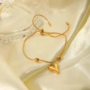 Heart Bracelet with Simple Design Stainless Steel Smooth Heart shaped Pendant Women’s Bracelet Accessories