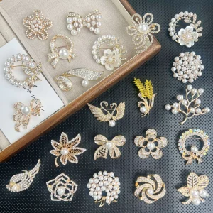 High End Retro Fashion Anti Exposure Pin Rhinestone Crystal Brooch Alloy Buckle Party Wedding Clothing Accessory for Gift