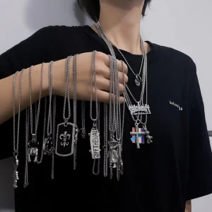 High End Versatile Couple Streetwear Hip Hop Minimalist Accessories Fashion Pendant Necklaces