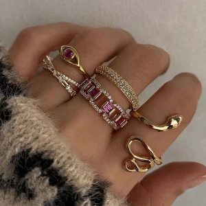 High End Women’s Fashion Rings European American Style Diamond Encrusted Snake Shaped Rings Cross Border Niche Ring
