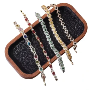 High Fashion Elegant Women’s Retro Charm Bracelet Gold Plated Stainless Steel Geometric Exquisite Design Light Luxury