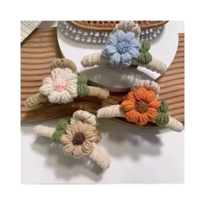 High Quality Elegant Fashionable Forest Themed Plush Knitted Flower Hair Claw Clips Sweet Fresh Shark Hair Accessory Made Fabric