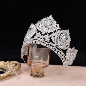 High Quality European American Alloy Crystal Crown Luxury Tiaras Para Noivas Alloy Rhinestone Hair Accessories Tiaras for Women