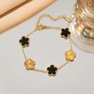 High Quality Exquisite Lucky Five Leaf Clover Fashion Jewelry Pendants Charms Chain
