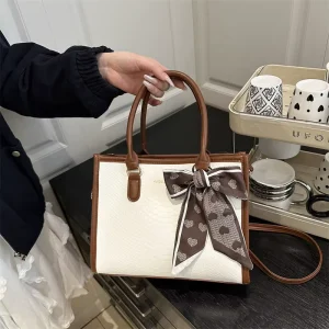 High Quality Spring Summer Autumn PU Solid Color Zipper Tote Bag Stylish Versatile for Women Everyday Use