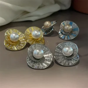 High end Spiral Pearl Earrings Unique Simple Design Fashionable Pearl Accessories