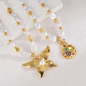 Hollowed Stainless Steel Butterfly Pendant Irregular Pearl Necklace Fashion Shiny 18k Gold Plated Collarbone Chain Necklace
