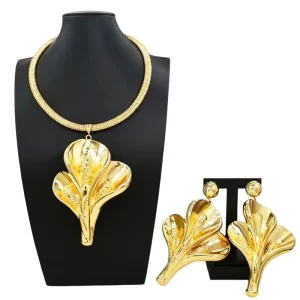 Italian Brazilian Hollow Large Pendant Exaggerated Big Earrings Choking Design Leaf Woman Necklace Two Piece Jewelry Set