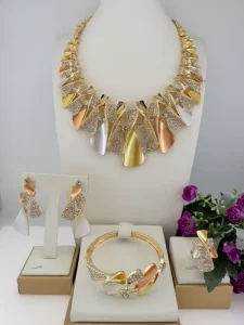 Italian Gold Plated Jewelry Set Necklace Bracelet Earrings Ring Four Piece Set Inlaid with Crystals Wedding Jewellery Set