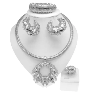 Italian Style High Jewelry Set Big Round Pendant and Indian Ladies Ball Wear Silver Color Big Earrings Ring Jewelry Sets