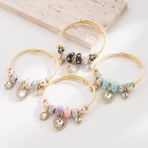 Jewelry Fashion Bracelet Bead Inlaid Diamond Love Flower Bracelet Women’s Versatile Sweet Hand Jewelry