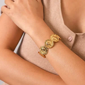 KITI Vintage Strawberry Engraved 18K Gold Plated Stainless Steel Coin Cuff Bracelet Retro Open Bangle Jewelry Women