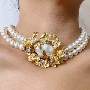 Kaimei Fashion Jewelry Alloy Women Metal Baroque Pearl Necklaces Big Pearl Women Floral Pearl Neckclaces