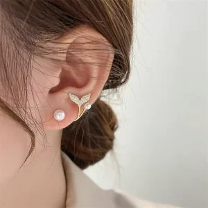 Korean Light Luxury Zircon Fishtail Pearl Stud Earrings for Women Fashion Crystal Imitation Pearl Sweet Earring Girl Jewelry