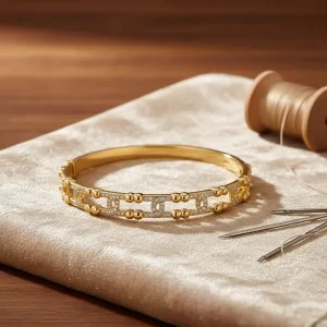 Korean Style U-shaped Horseshoe Gold Silver Plated Synthetic Lab-grown Zircon Bangles Women