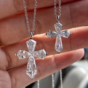 Lab Grown Diamond Cross Necklace 9K 14K 18K Gold Luxury IGI Certified 6g Unisex Fashion Necklace for Wedding & Engagement
