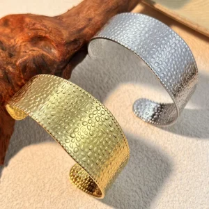 Large Wide Wristband Bracelet 18K Gold Plated Hammered Crumpled Fashion Cuff Bangle Anti-Oxidation Stainless Steel Open Bracelet