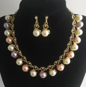 Latest Fancy Artificial Pearl Necklace Costume Jewelry