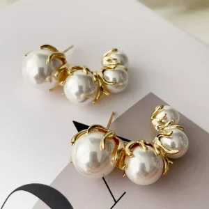 Latest Fashion Pearl Earrings