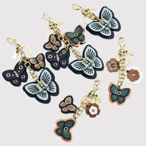 Leather Butterfly Keychains Charms Purse Pendant Carabiner Keyring for Backpack Handbag Bag Car Key