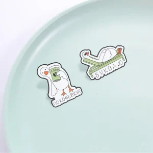 Leisure Duck Animal Enamel Pin Daily Jacket Bag Decor Lapel Badge