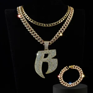 Letter “R” Logo Pendant Necklace Diamond Alloy Fashion Jewelry Pendant Necklace Jewelry Gift