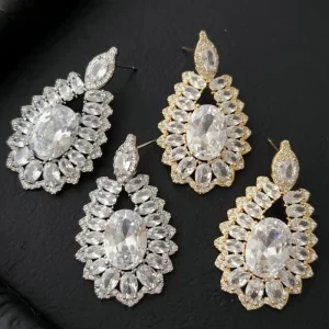 Light Luxurious and Sparkling Claw set Oval Zircon Teardrop Openwork Earrings Elegant and Versatile