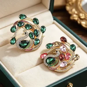 Light Luxury Colorful Synthetic Crystal Peacock Feather Brooch Korean Scarf Clip Pin Women’s Wedding Engagement Gift Accessory