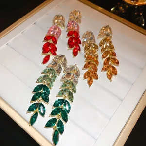 Light Luxury Gradient Color Diamond Inlaid Leaf Tassel Earrings for Women Fashionable Versatile Sparkling Earrings Party Jewelry