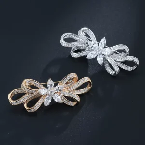 Low Moq Trendy Women Fashions Floral Cubic Zirconia Bow Brooches Souvenir Gift Items Ladies Nice Designer Brooches Luxury Women