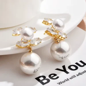 Luxurious French Style Small 14K Gold Plated Earrings Elegant Fashion Pair of Earrings