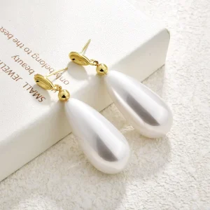 Luxurious and Fashionable Drop shaped 14K Gold plated Earrings Elegant and Refined Ear Accessories for High class Ladies