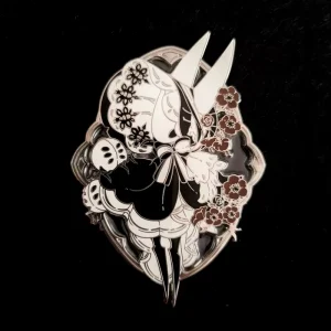 Luxury Aesthetic Anime Hard Enamel Pin Custom Hornet Lapel Pin Floral Brooch Fashion Decorative Pins Hair Accessories Jewelry
