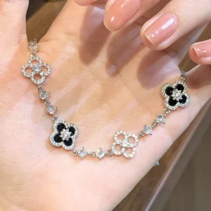 Luxury Fashion Four leaf Zircon Bracelet Elegant Design Link Chain Bracelets for Women