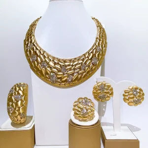 Luxury Gold Plated 4PCS Jewelry Set for Women African Dubai Bridal Wedding Bib Necklace Classic Jewel Gift I0173