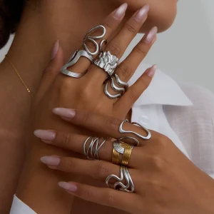 Luxury High End Fashion Rings European American Style Titanium Steel Stainless Steel Non Fading Light Jewelry Rings