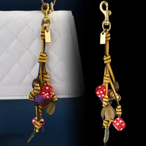 Luxury Keychains Charms Vintage Handmade Leather Woven Rope Dice Snail Flower Feather Carabiner Keyring Bag Key Chain