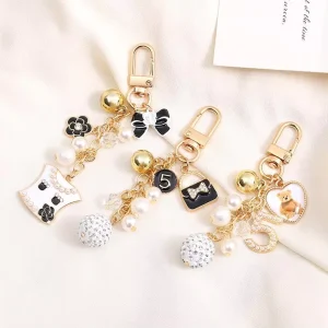 Luxury Pearl Bow Bear Cute Keychain Accessories Bag Pendant Fashion Key Ring Women Gift Heart Metal Keychains