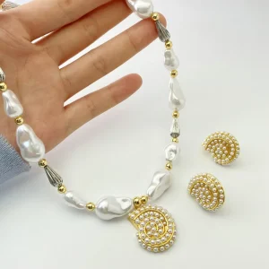 Luxury Pearl Jewelry Set Gold Plated Pearl Necklace Earrings Brass Jewelry Accessories