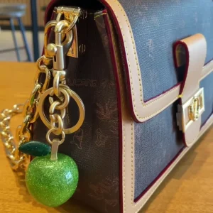 Luxury Women’s Alloy Bag Charm Vintage Style Crystal Apple Pendant Keychain with Lipstick Fashion Accessories for Handbags