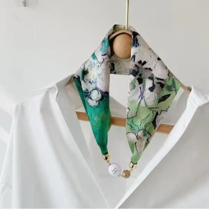 Magnetic Buckle Women’s Scarves Shawls Dot Argyle Pearl Necklace Summer Fashion 100% Polyester Breathable Scarf Decoration