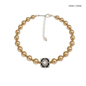 Magnetic Clasp Pet Pearl Necklace For Short Haired Pets ODM Pet Necklace