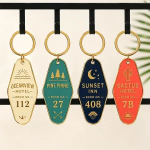 Manufacture Metal Souvenir Keyring Zinc Alloy Logo Keychain Custom Hard Enamel Keychain for Motel