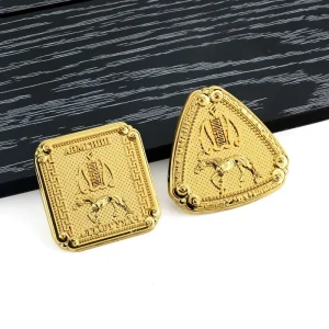 Manufacturer Custom Brand Logo Printed Badge Personnalisé Vintage Style 3D Metal Badge for Decoration