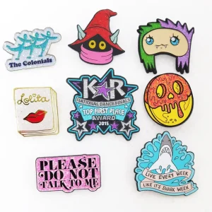 Manufacturer No Minimum Customized Pantone Color Metal Glitter Antique Gold Plating Brooch Anime Enamel Pin Modern Die