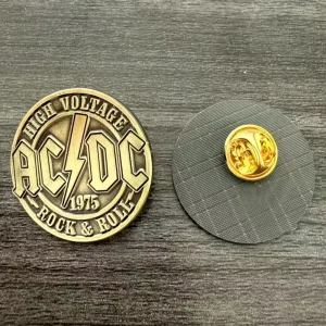 Metal Music Pins Vintage AC DC Rock Band Pins Souvenir Metal Brooch Pin Badge Accessories for Music Fans in Stock