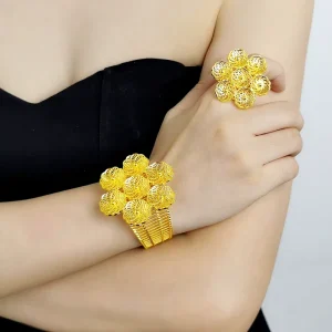 Middle East Luxury Gold Plated Hollow Out Metal Flower Cuff Bangle Bracelets Open Ring Jewelry Set Dubai Personality Accessories