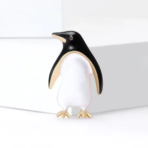 Minimalist Enamel Penguin Brooch Black White Animal Penguin Pin Ladies Clothing Accessories Cute Ocean Animal Fashion Brooch